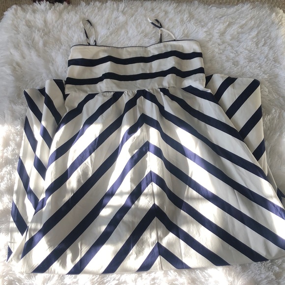 JESSICA SIMPSON Empire Waist Maternity Maxi Dress - Picture 7 of 12